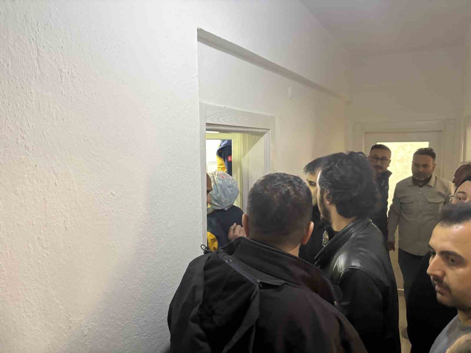 catidan-apartman-bosluguna-dusen-sahis-hayatini-kaybetti