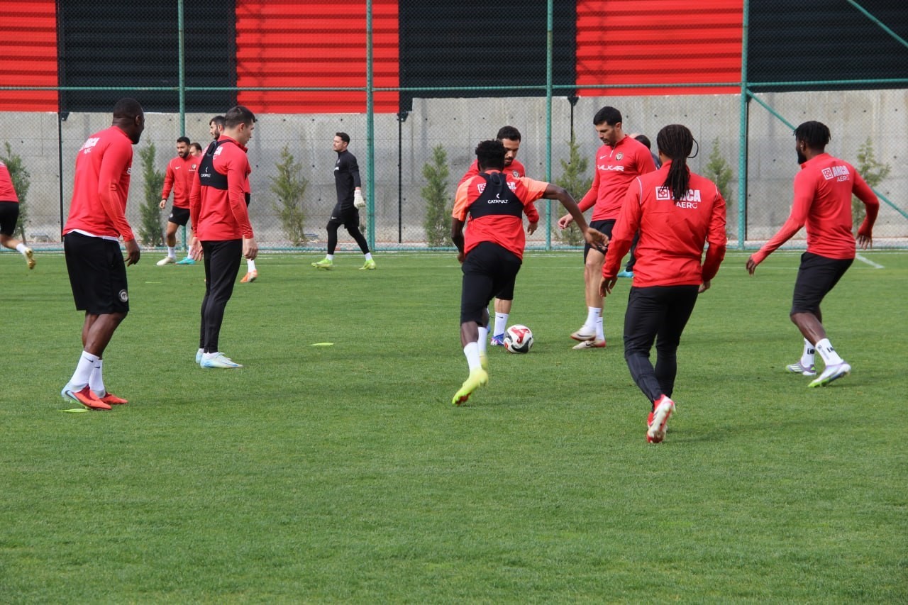 corum-fk-bandirmaspor-hazirliklarini-surdurdu