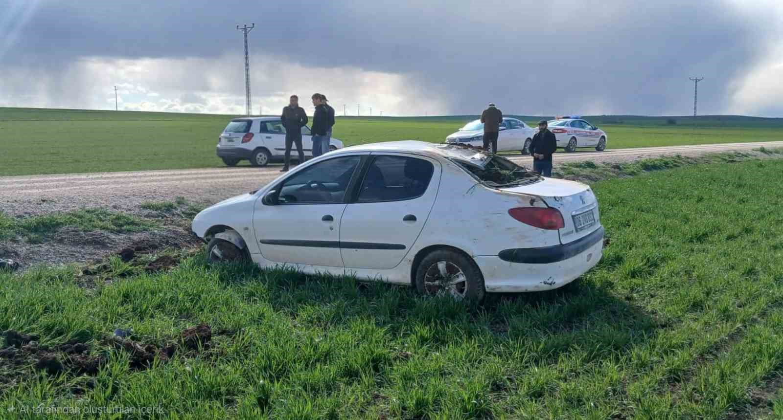 corumda-devrilen-otomobilin-surucusu-yaralandi