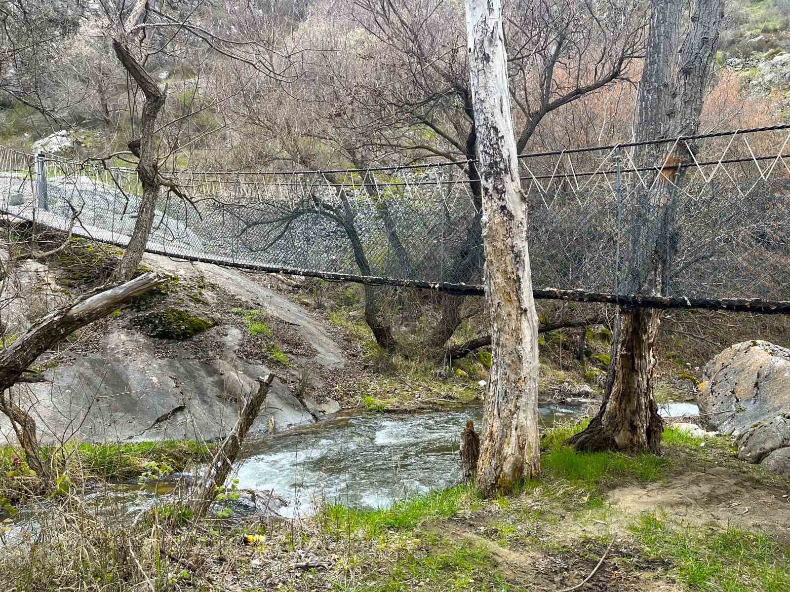 corumda-mest-eden-ilkbahar-manzaralari