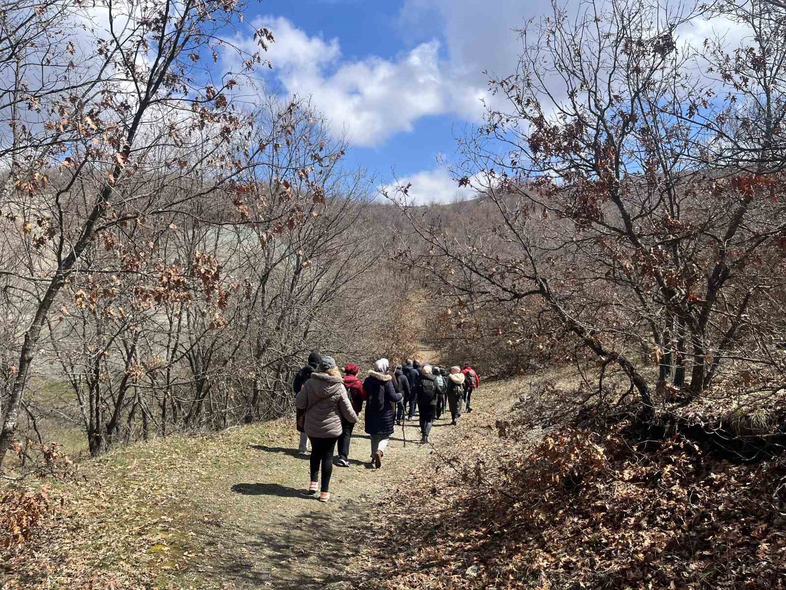 corumda-mest-eden-ilkbahar-manzaralari