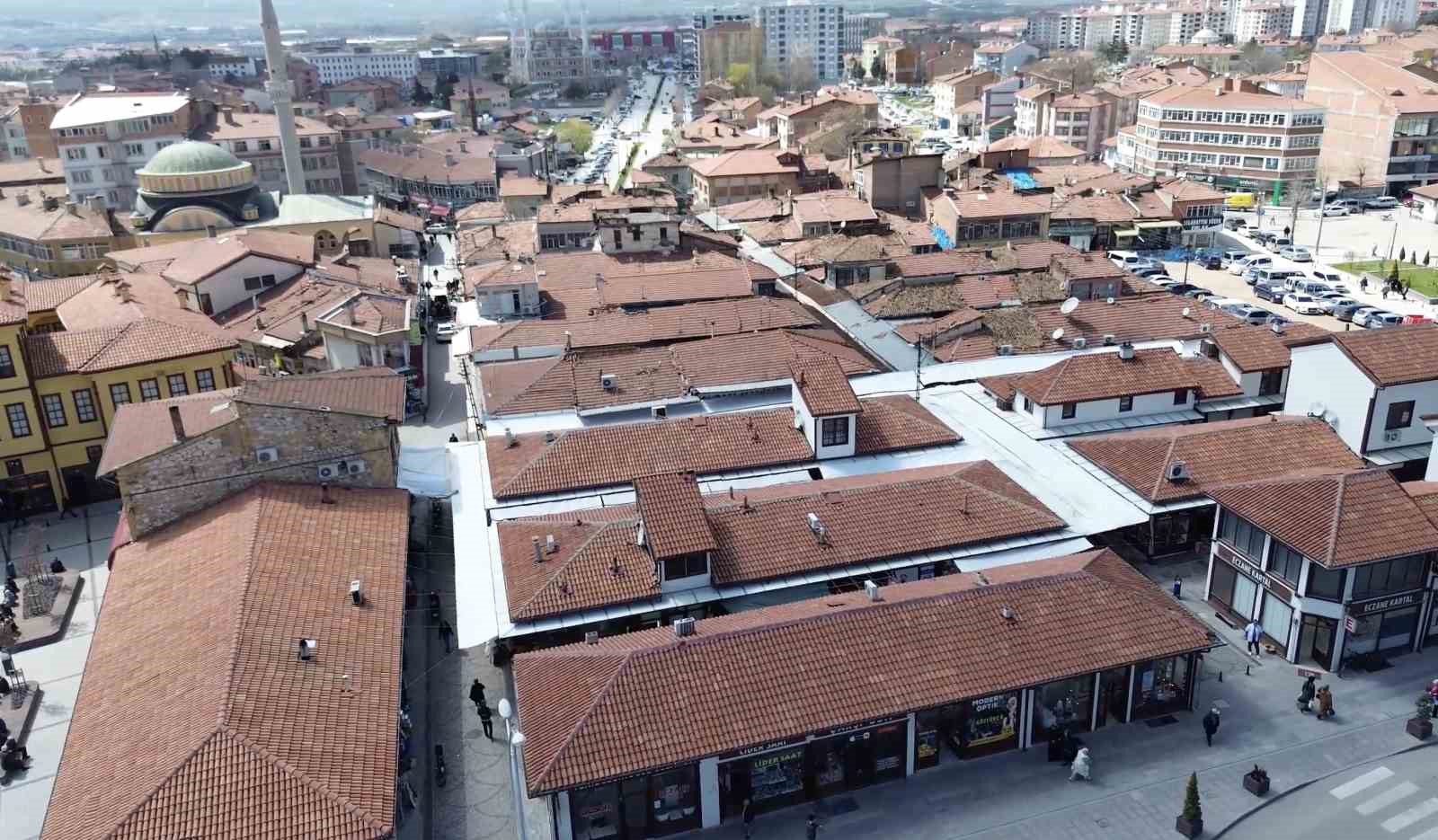 corumda-mest-ustasi-zamana-direniyor