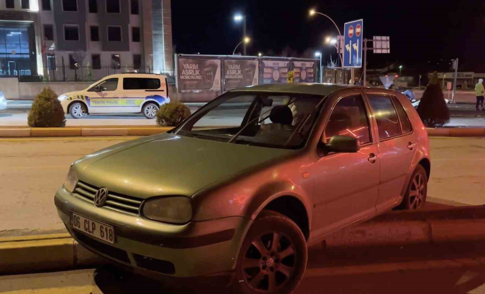 corumda-otomobil-takla-atti-1-yarali