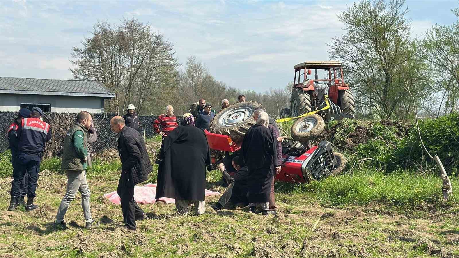devrilen-traktorun-altinda-kalarak-hayatini-kaybetti