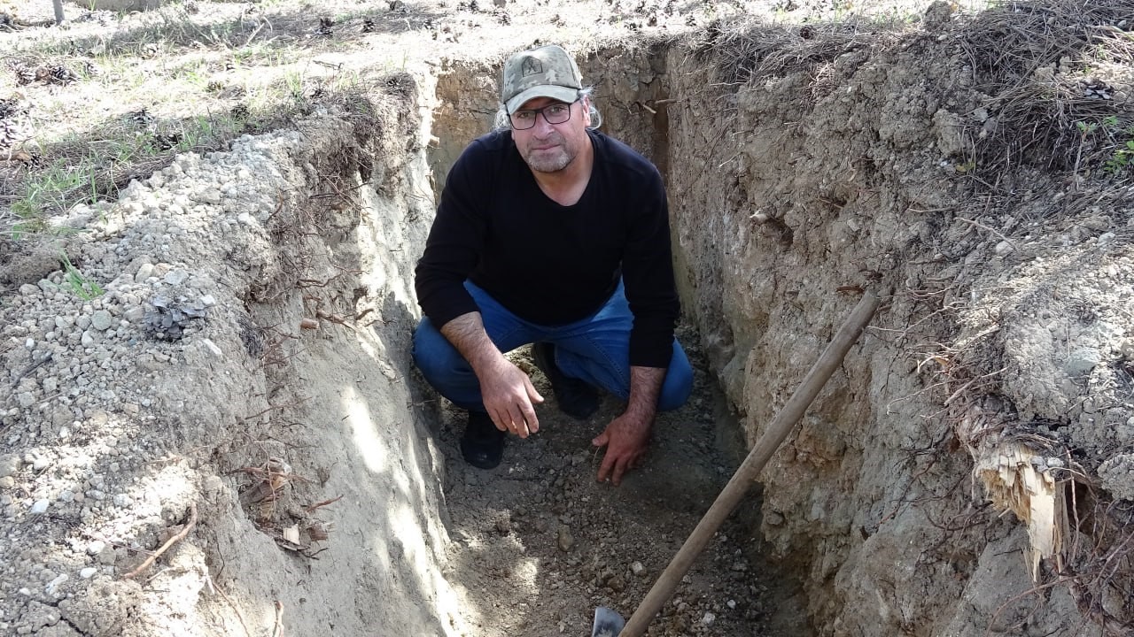 dokuz-kez-olumden-dondu-mezarini-kazmaya-basladi