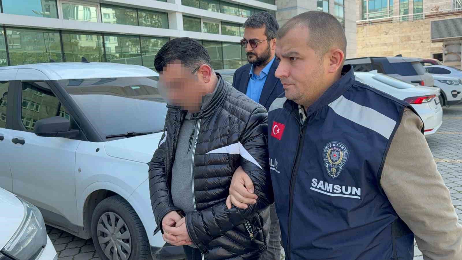 fabrika-mudurunun-evinde-cephanelik-gibi-silah-ve-malzeme-cikti