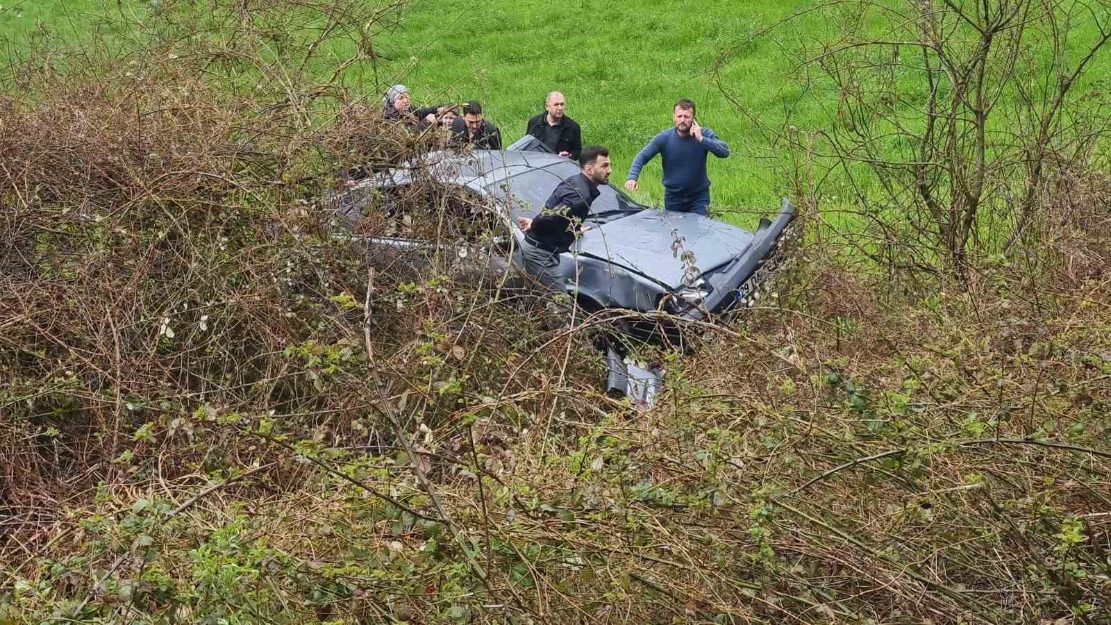 giresundan-sinopa-gelen-aile-kaza-yapti-5-yarali