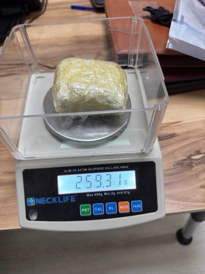 gumushanede-uyusturucu-ve-kacakciliga-darbe