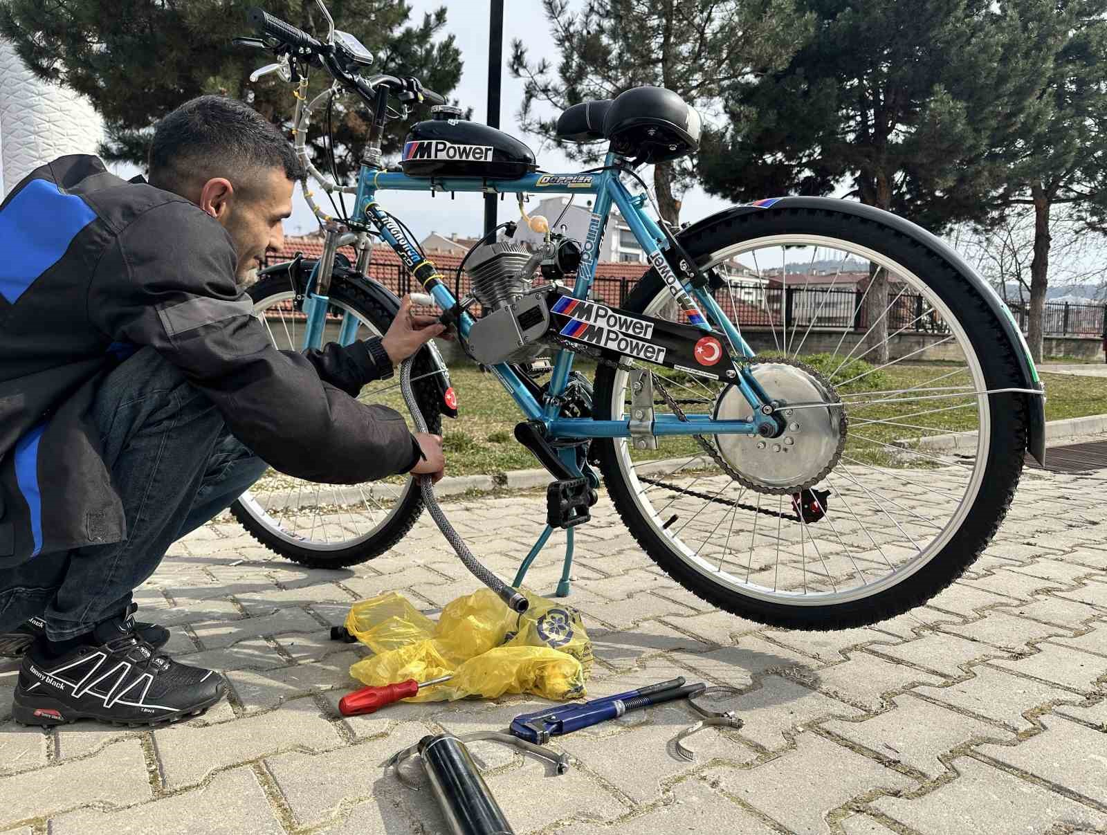 ikinci-el-bisiklet-satin-aldi-topladigi-malzemelerle-mobilete-cevirdi