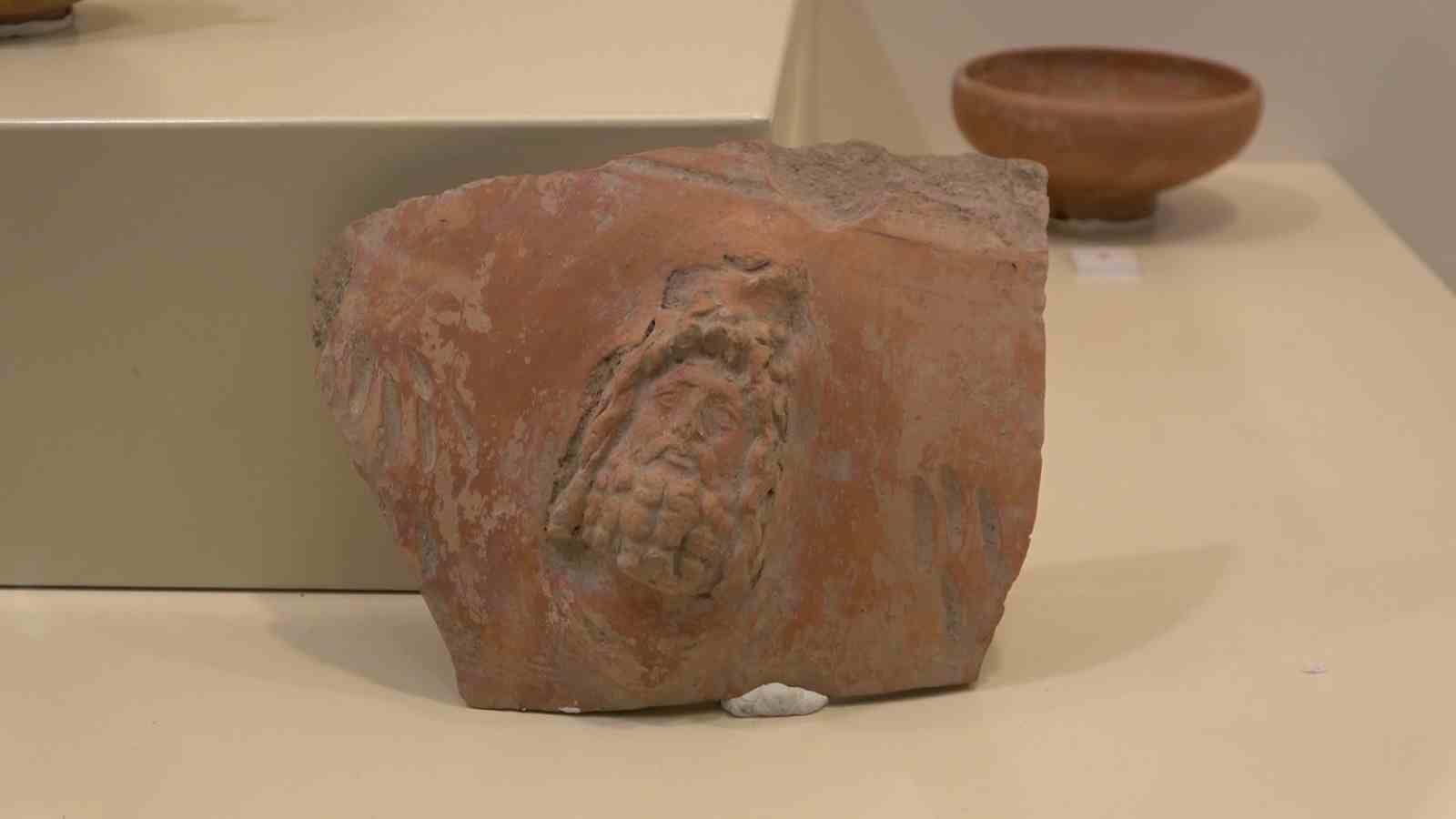 karadenizdeki-tek-zeus-tapinagi-sadece-temel-taslari-kaldi