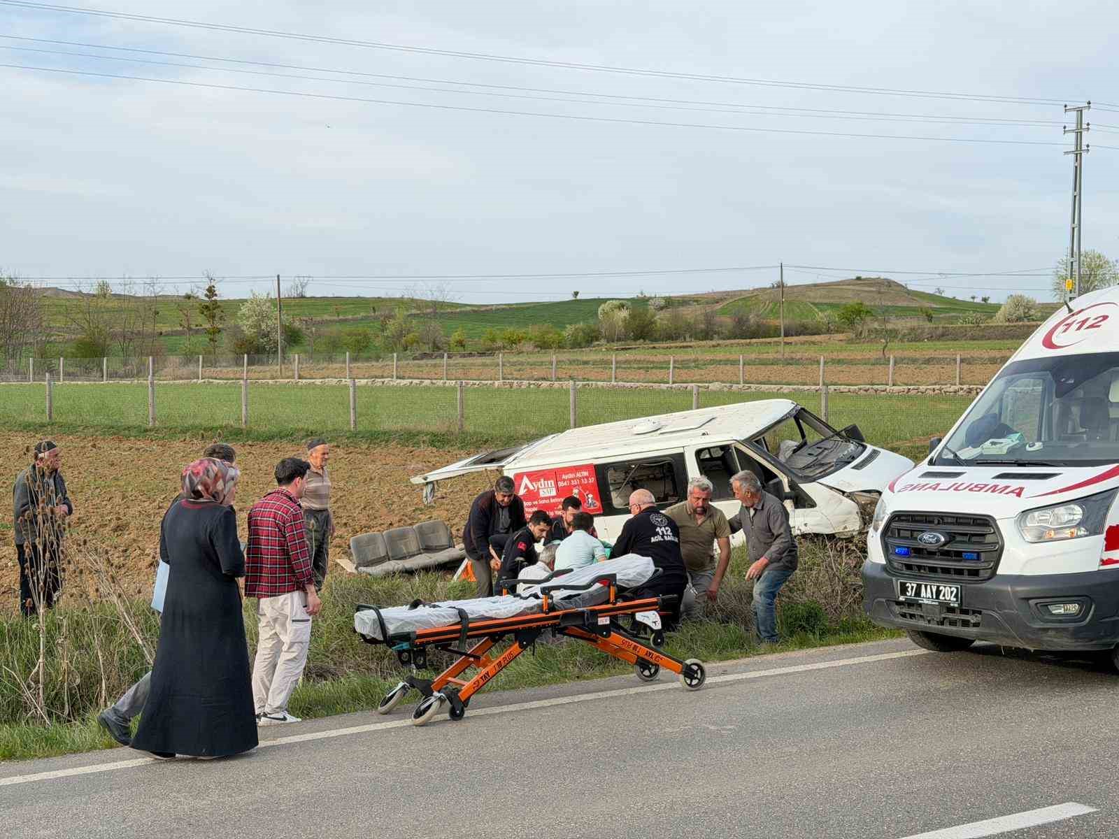 kastamonuda-iki-ayri-trafik-kazasinda-6-kisi-yaralandi