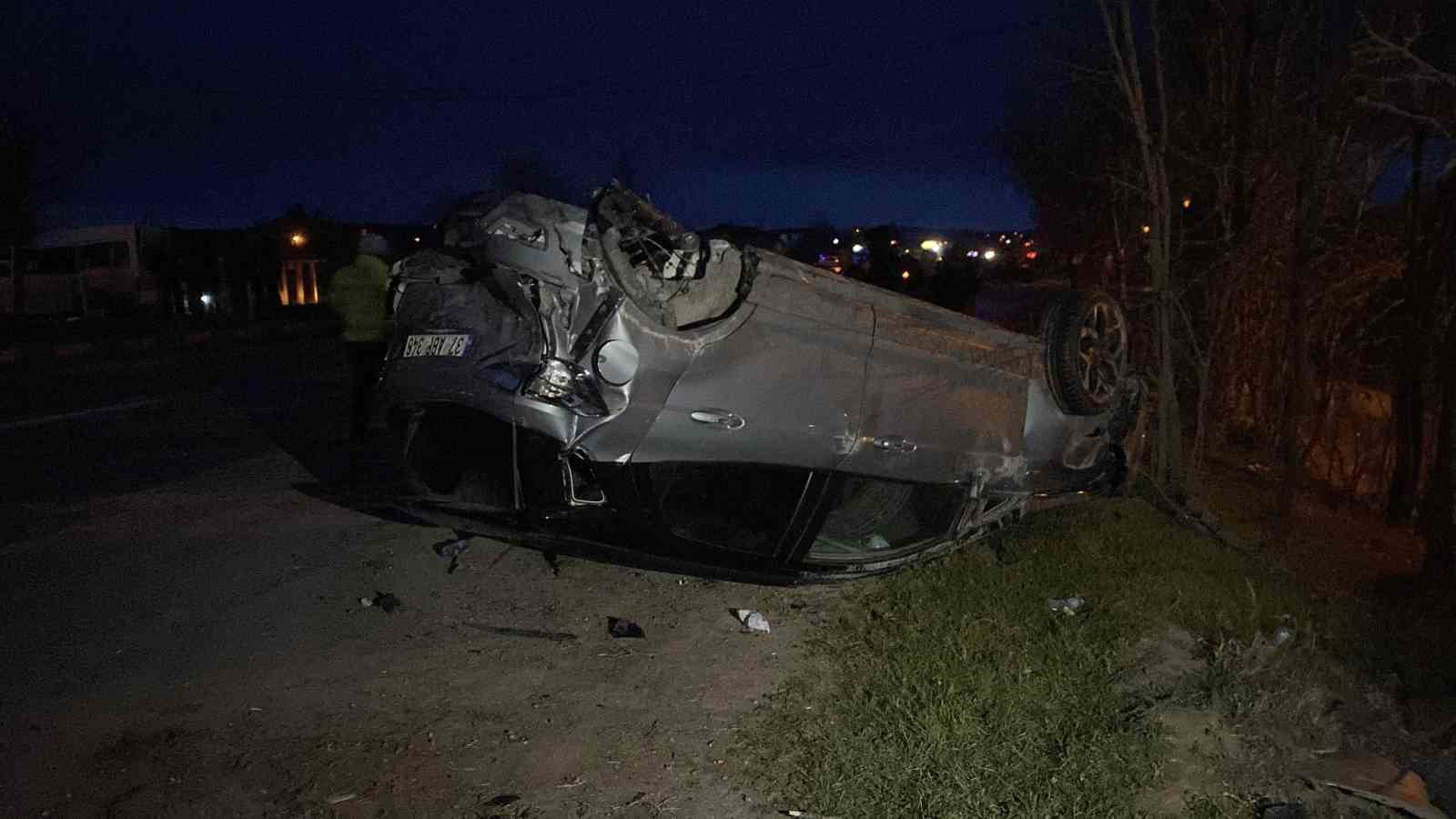 kastamonuda-minibus-ile-hafif-ticari-arac-carpisti-7-yarali