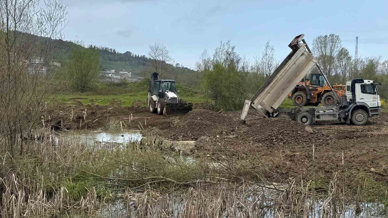 kaymakamlik-ve-belediyeden-ortak-calisma-tehlike-olusturan-goletler-kapatiliyor