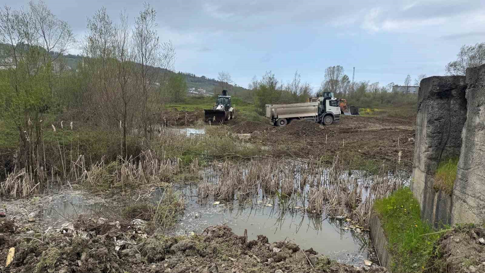 kaymakamlik-ve-belediyeden-ortak-calisma-tehlike-olusturan-goletler-kapatiliyor