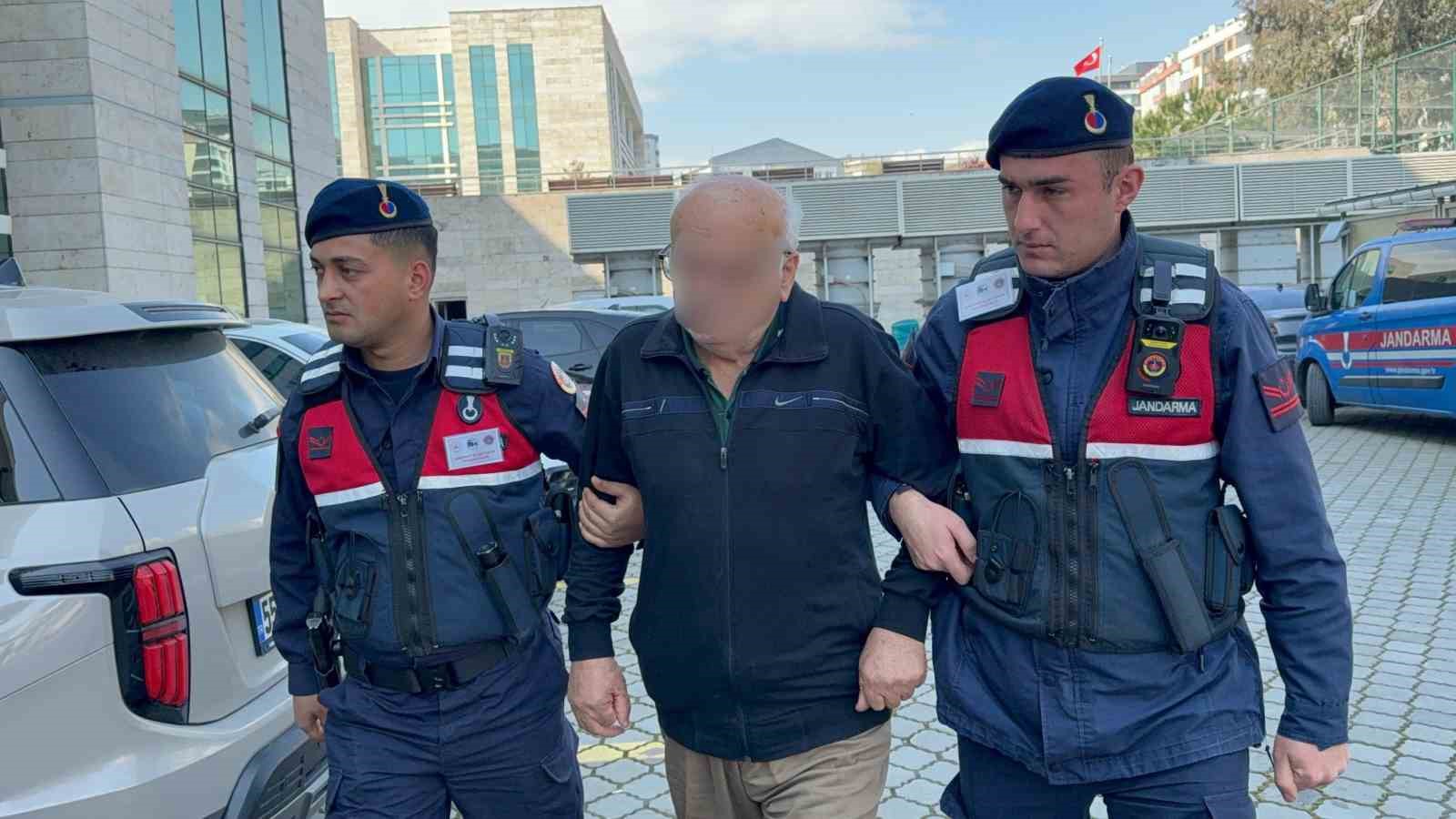 komsuyu-tufekle-tehdit-eden-yasli-adam-gozaltina-alindi