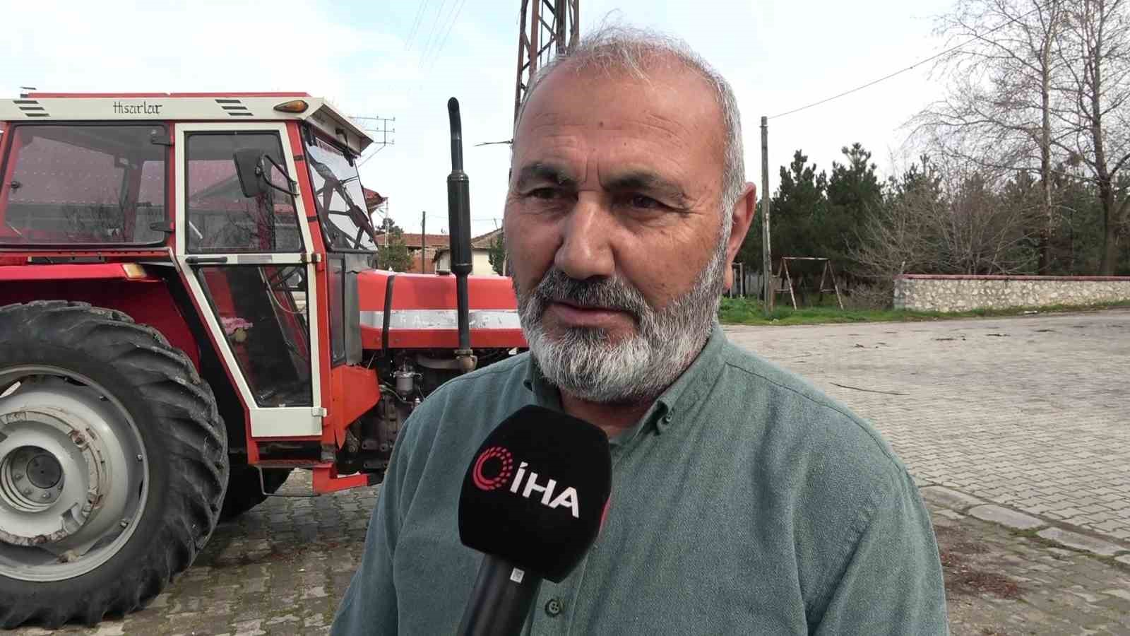 leyleklere-saygili-koy-butun-elektrik-direkleri-yuva-oldu-leylekler-icin-tedbir-alindi