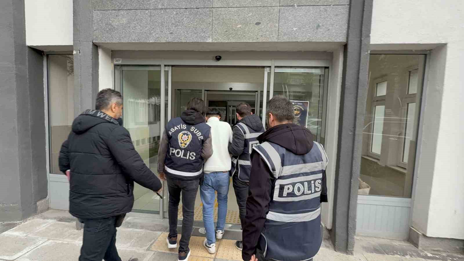 milyonluk-vurgun-yapti-sehir-sehir-kacarken-yakayi-ankarada-ele-verdi