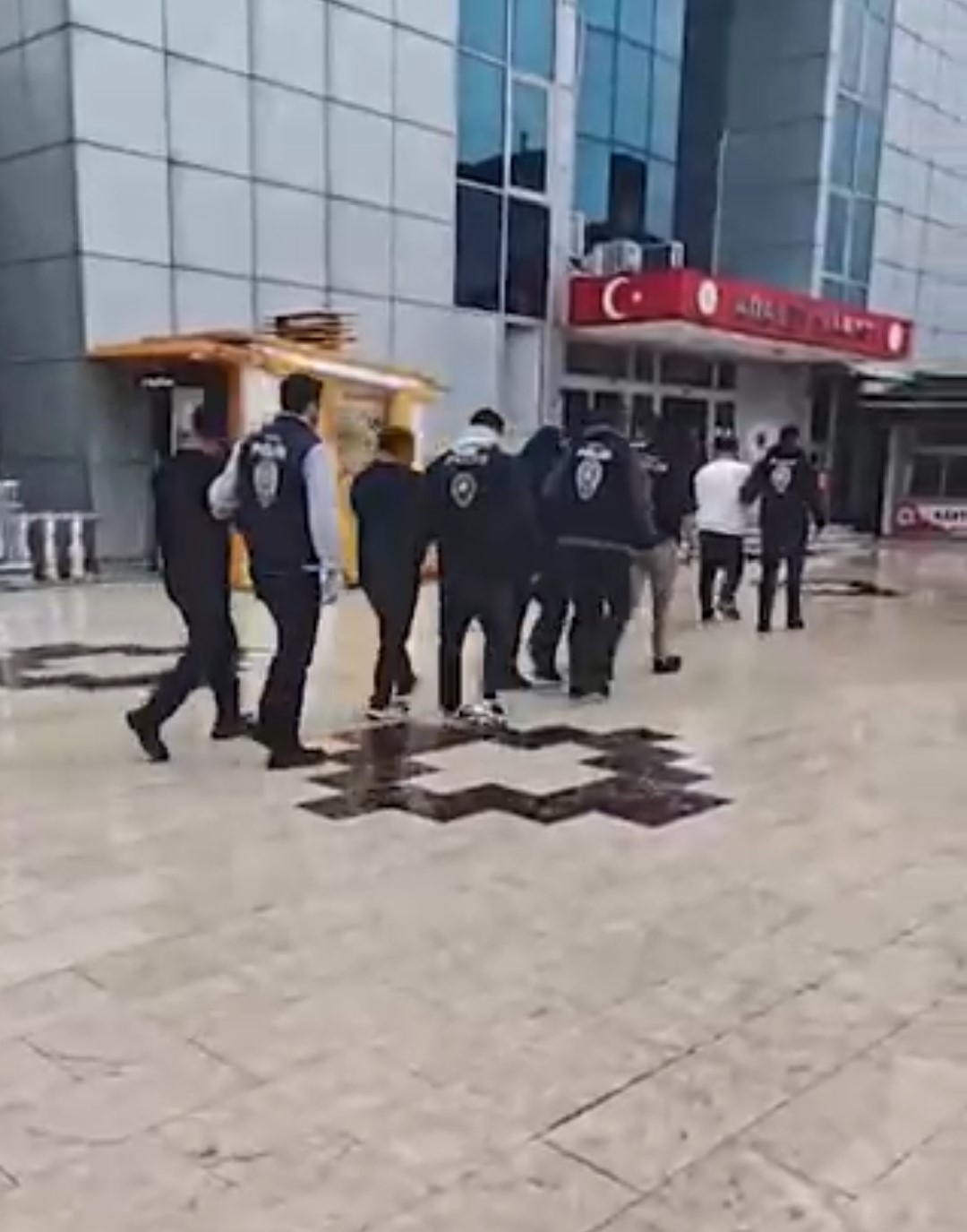 ordu-merkezli-17-ilde-dolandiricilik-operasyonuna-8-tutuklama