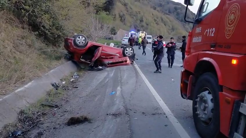 orman-bolge-mudurlugu-gorevlilerini-tasiyan-arac-takla-atti-3-yarali