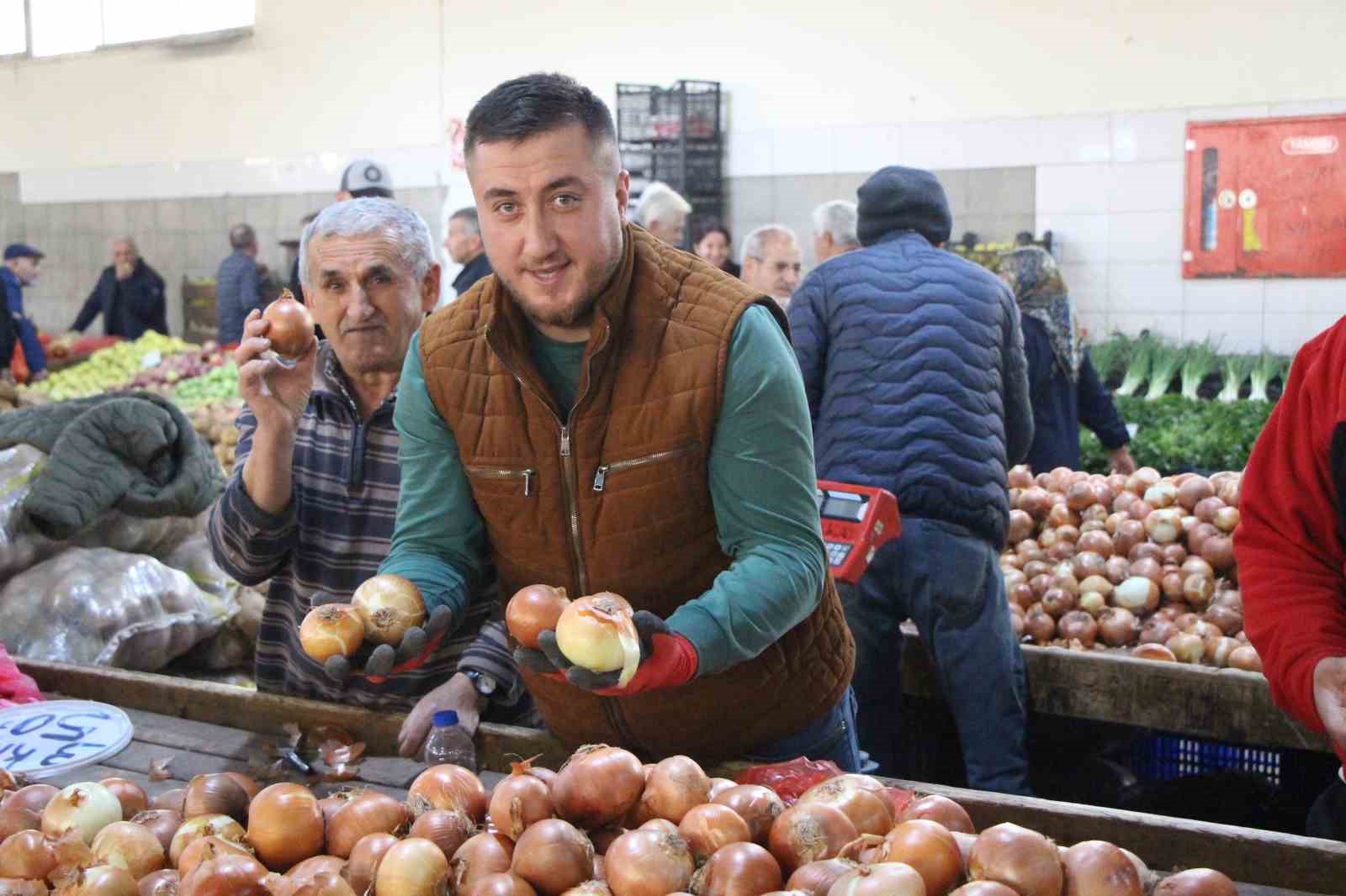 pazarin-en-ucuzu-sogan-amasyadan-avrupaya-gonderiliyor