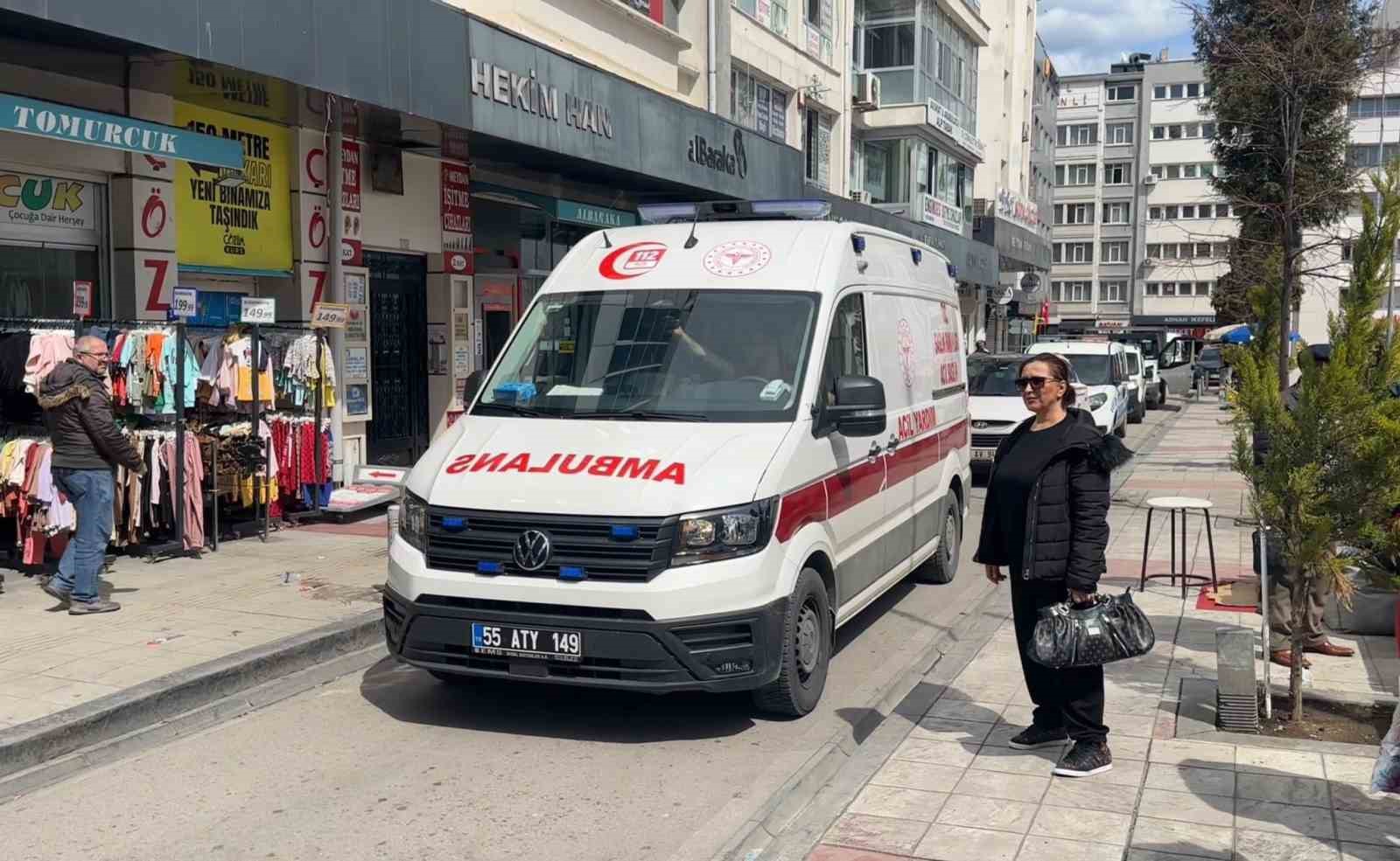 samsunda-kadinlar-arasinda-tartisma-kavgaya-donustu-1-yarali