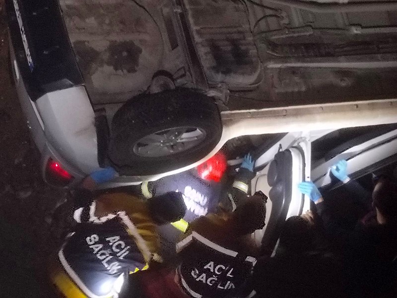 samsunda-otomobil-kopruden-dere-yatagina-uctu-2-yarali