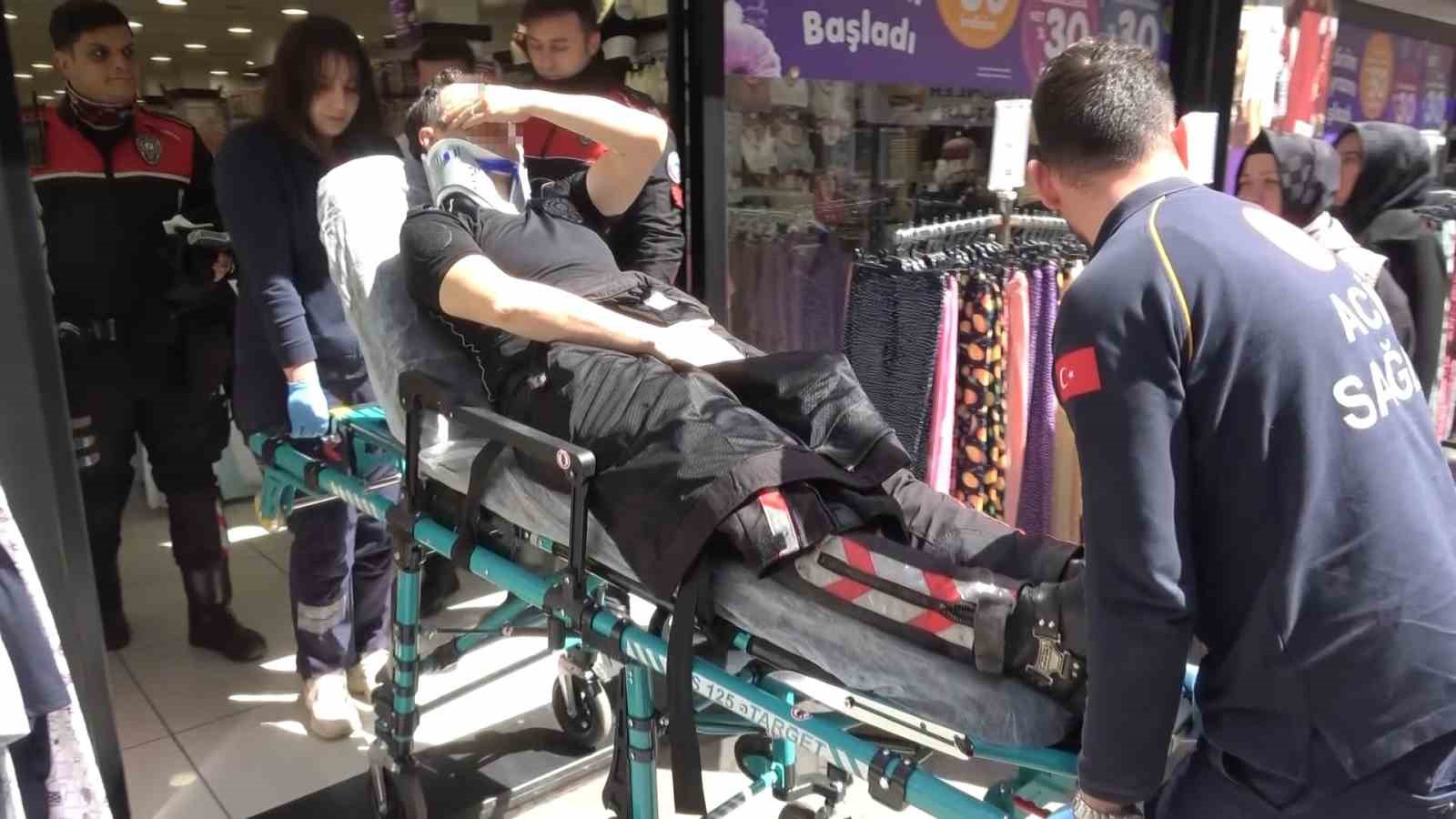 samsunda-yunus-polisleri-kaza-yapti-1-yarali