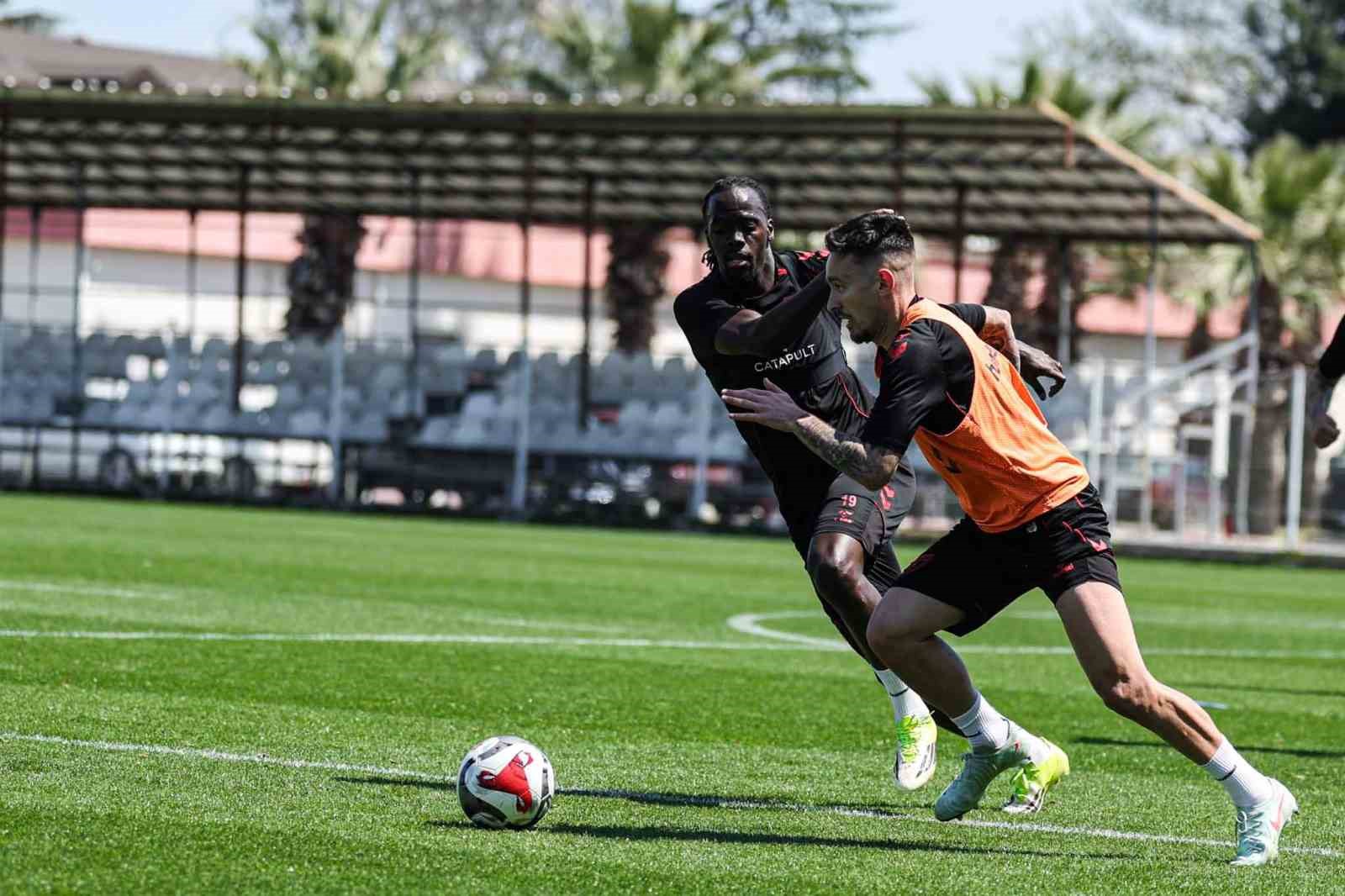 samsunsporda-trabzonspor-macinin-hazirliklari-basladi