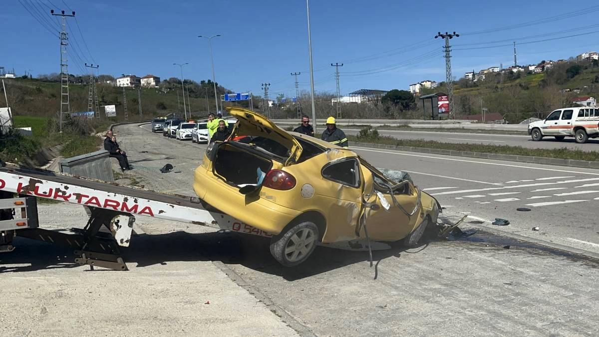 sinopta-kontrolden-cikan-otomobil-takla-atti-1-yarali