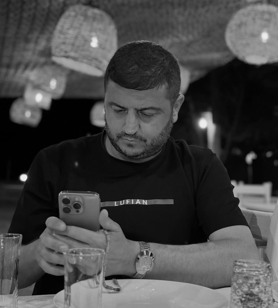 tanju-ozcanin-santaj-davasina-damga-vuran-iddia-narven-termal-kasabaya-soforu-goturdu-tanju-ozcanla-birlikte-olurken-izledi