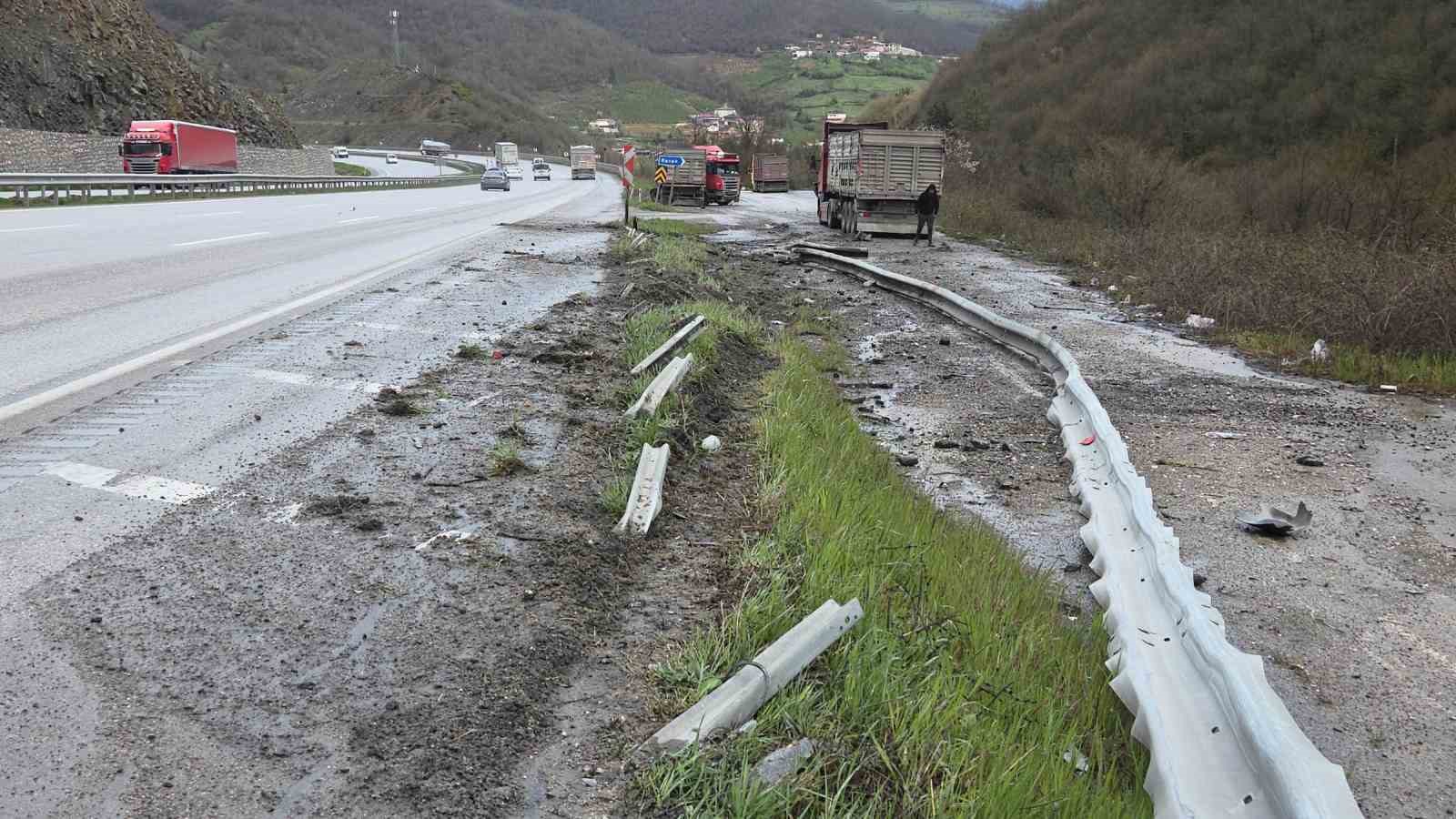 tir-makasladi-surucu-yaralandi