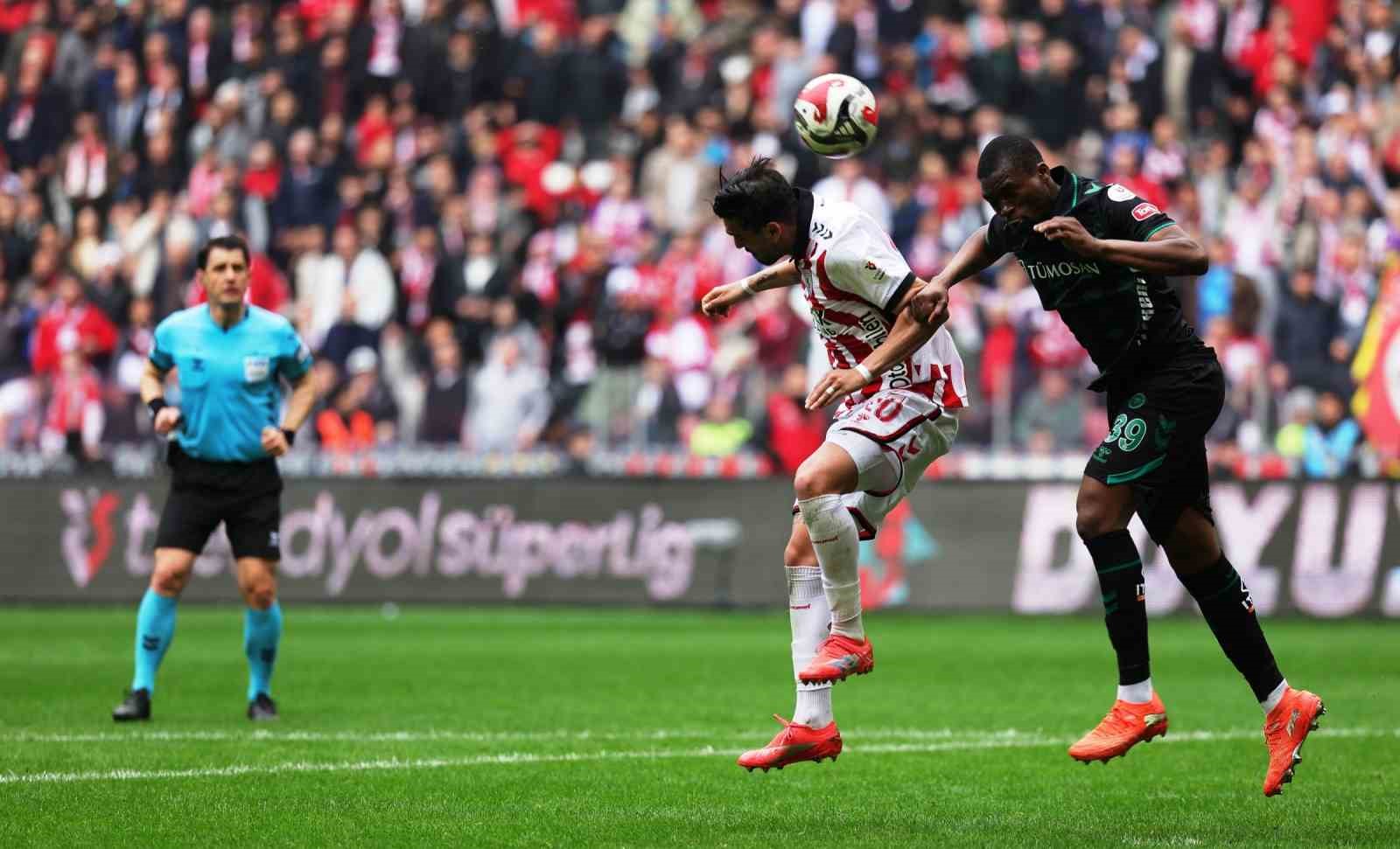 trendyol-super-lig-samsunspor-1-konyaspor-1-ilk-yari