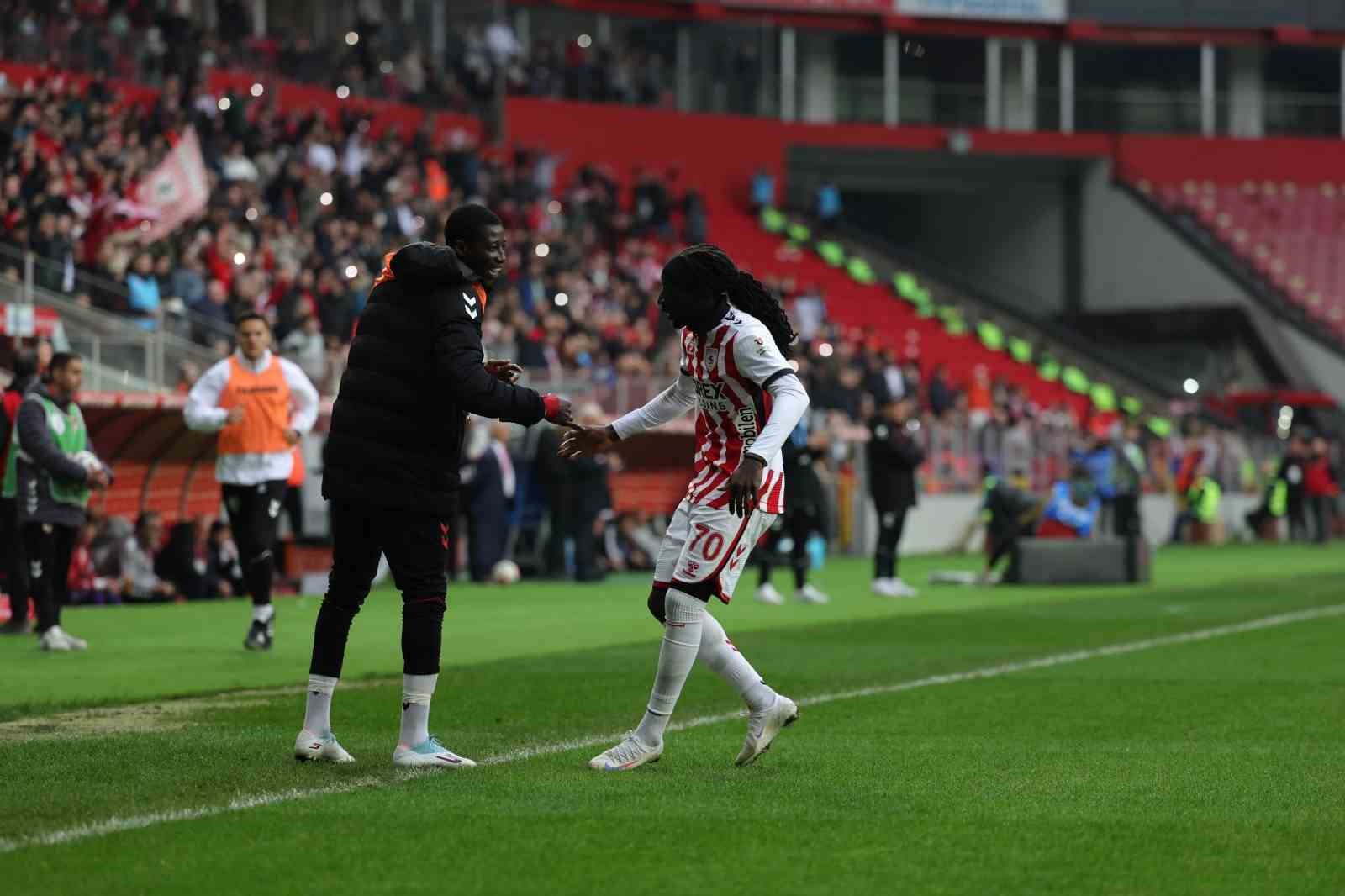 trendyol-super-lig-samsunspor-2-besiktas-1-mac-sonucu